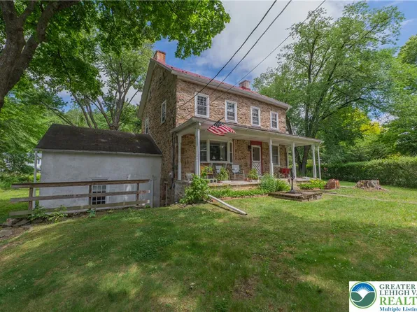 2783 Brunner Rd, Emmaus, PA 18049