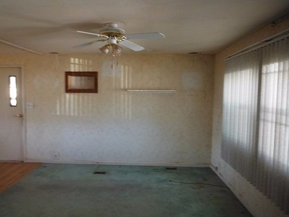 2nd image of 421 Holly Park Dr