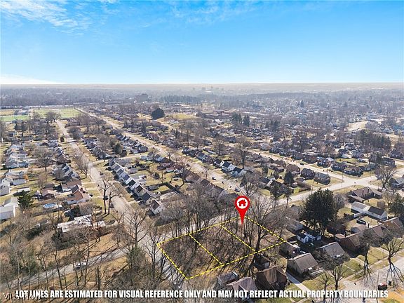 3rd image of Lakeside Ave NW