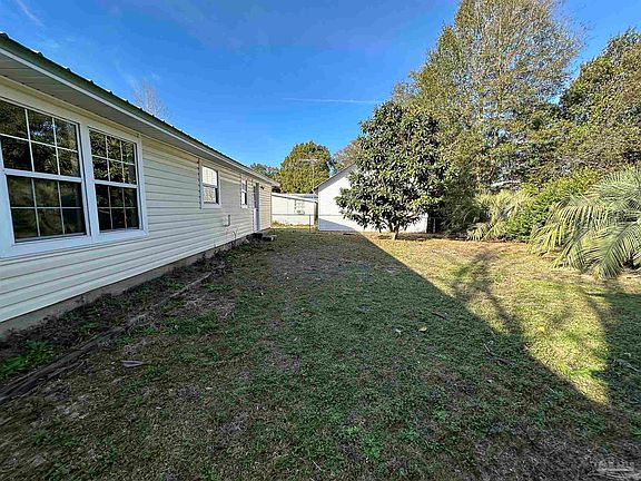 3rd image of 4516 Palm Dr