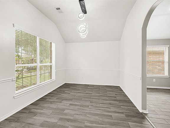 4th image of 20519 Coleridge Ln