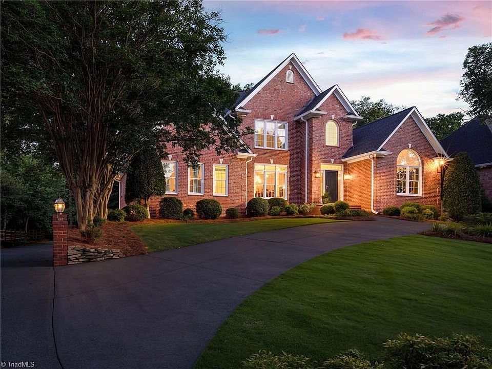 1st image of 1860 Dunmore Ln