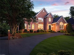 1860 Dunmore Ln, Clemmons, NC 27012