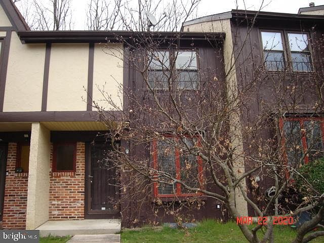 1st image of 217 Keats Dr