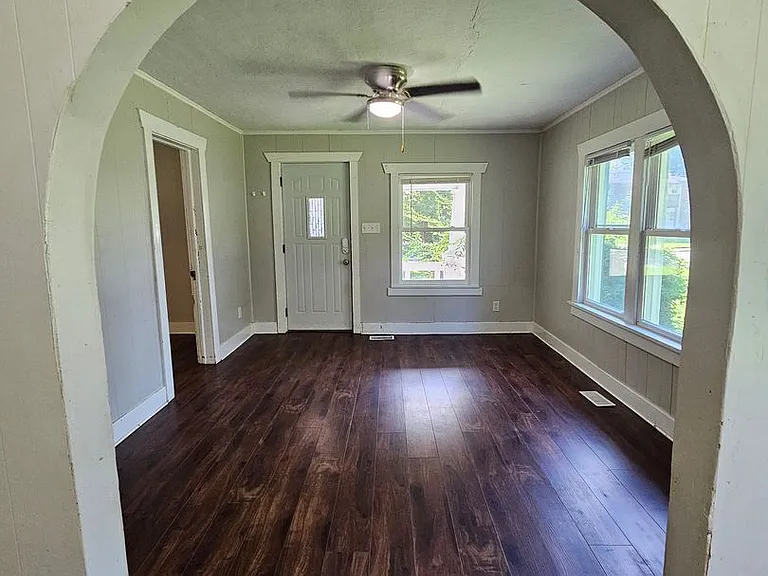 2503 N Delaware Ave — Photo 7