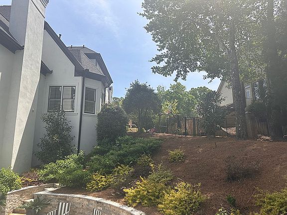 3rd image of 5955 Whitestone Ln