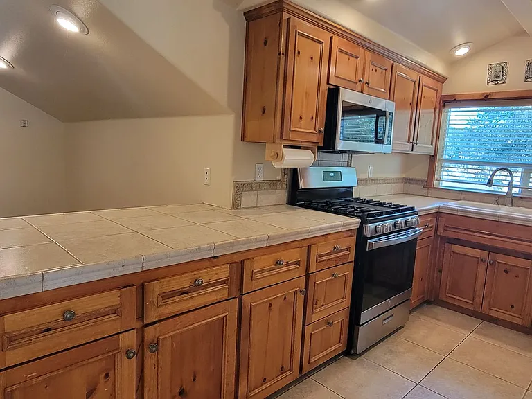 8424 Silver Bridge Rd — Photo 14