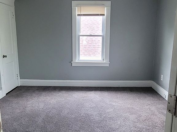 4th image of 10317 Prince Ave #2