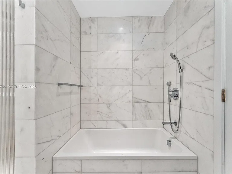 500 Alton Rd #2205 — Photo 18
