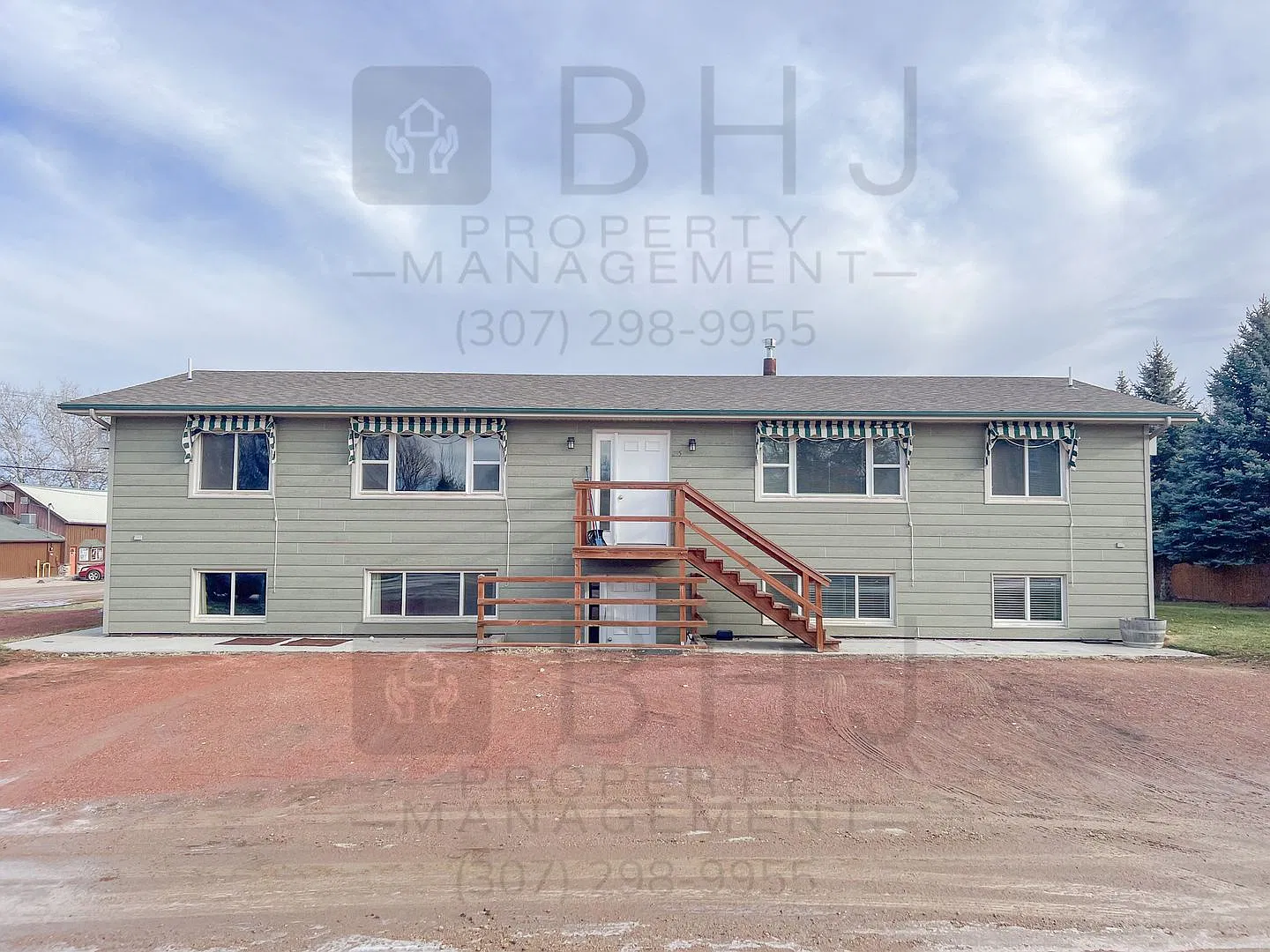 Bendabout Four Plex — Photo 1