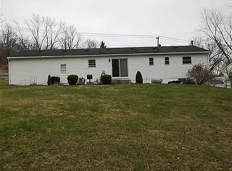 5th image of 1097 Edgewood Dr
