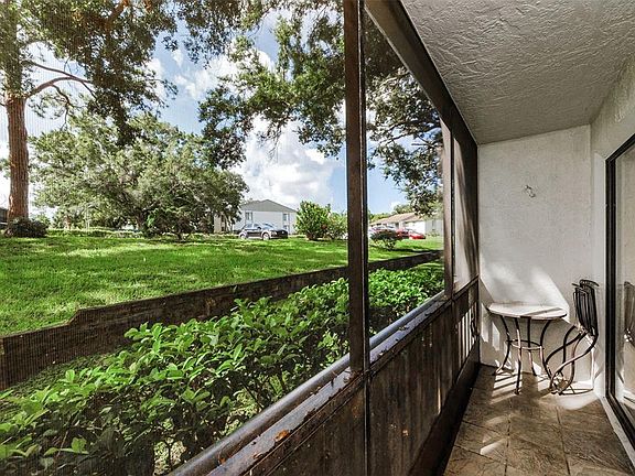4th image of 2575 PINE RIDGE WAY S #E1
