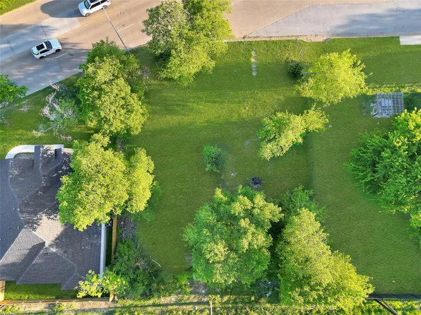 5512 Shiloh Dr, Fort Worth, TX 76107