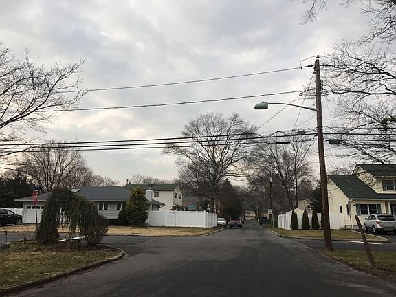 4th image of 1494 Hummel Ave
