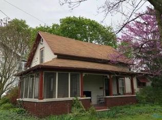 126 Haskins Rd, Bowling Green, OH 43402