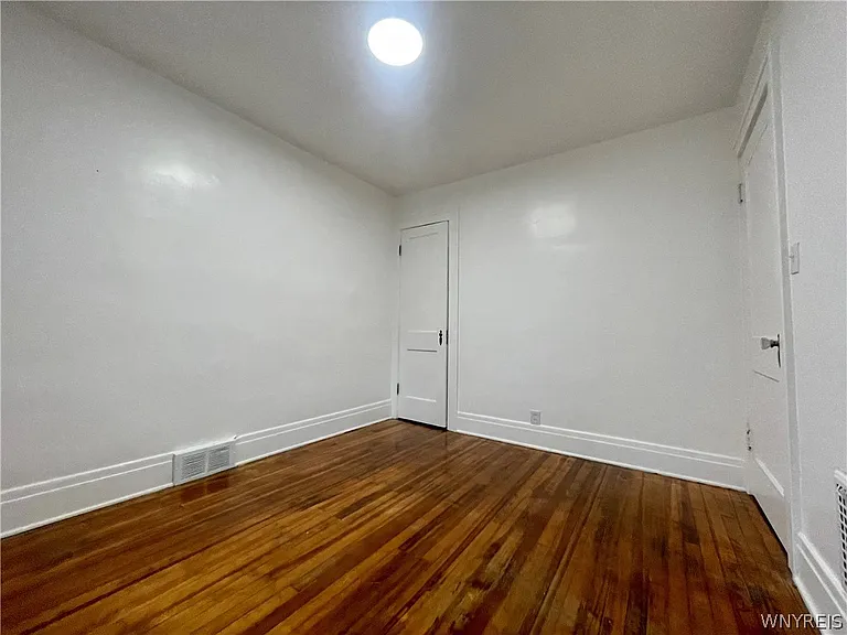 434 23rd St #UPPER — Photo 19