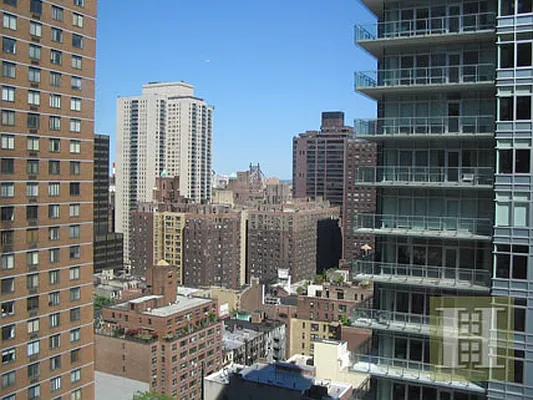 Rented by Halstead Real Estate | media 19