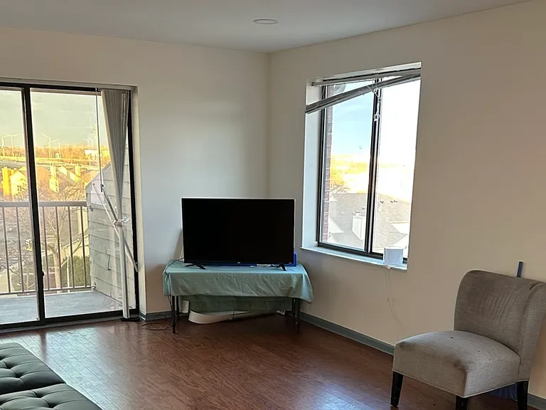 75 Kristin Cir #613 — Photo 10