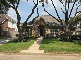215 Heathbrook Ln, Houston, TX 77094
