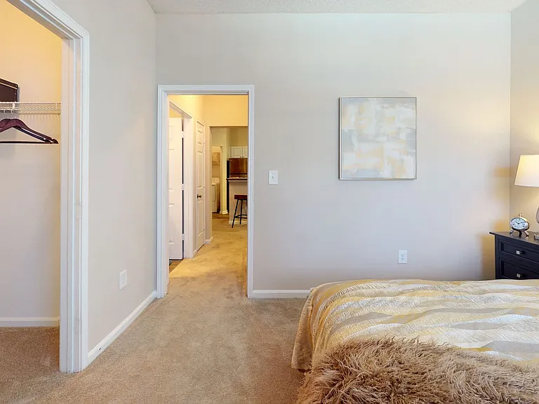 Autumn Park Apartments — Photo 10