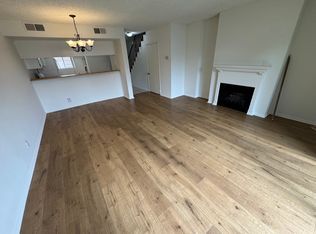 13552 Burbank Blvd #3, Van Nuys, CA 91401