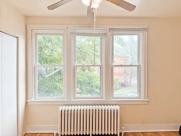5727 Phillips Ave #1 — Photo 2