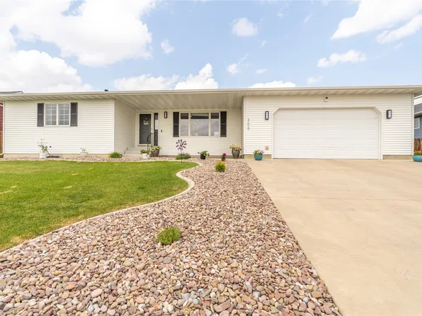305 37th Ave NE, Great Falls, MT 59404