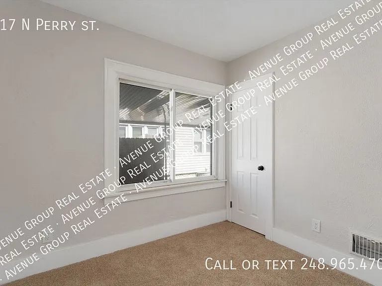 917 N Perry St — Photo 20