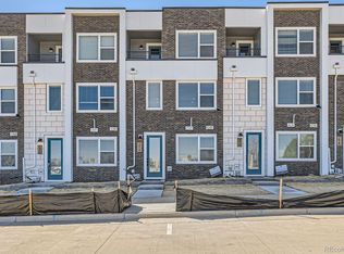 374 N Geneva St, Aurora, CO 80010