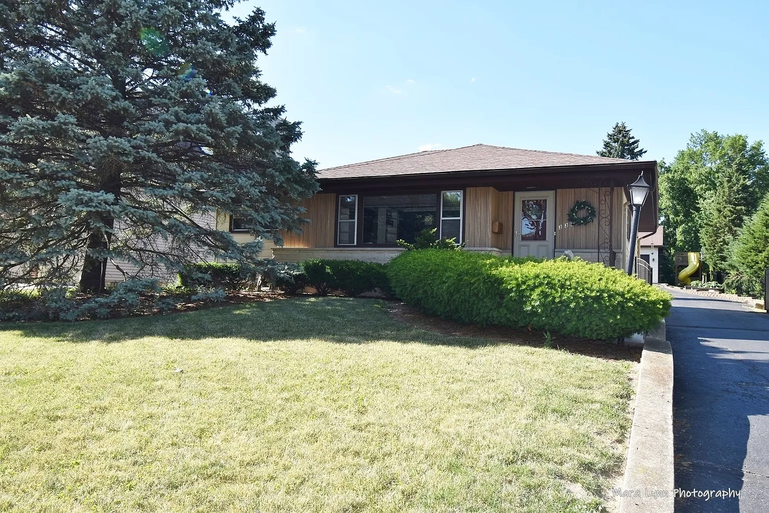 338 E Taylor Rd photo 1