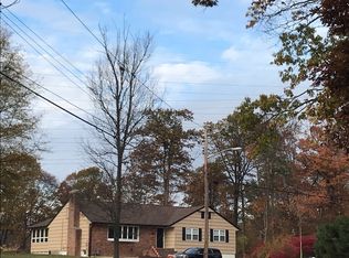 31 Deer Trail Rd, North Caldwell, NJ 07006