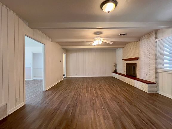 5th image of 2117 65th St