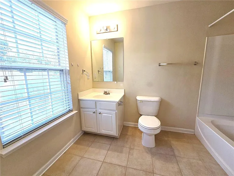 2104 Meadow Peak Rd — Photo 16