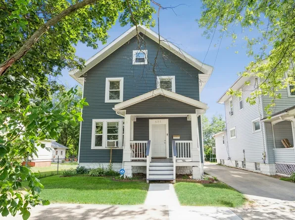 571 E Benton St, Aurora, IL 60505