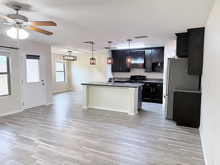 5407 Simbrah Dr — Photo 6