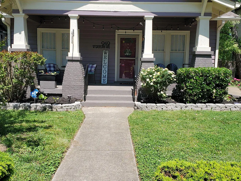 949 W Eastland Ave