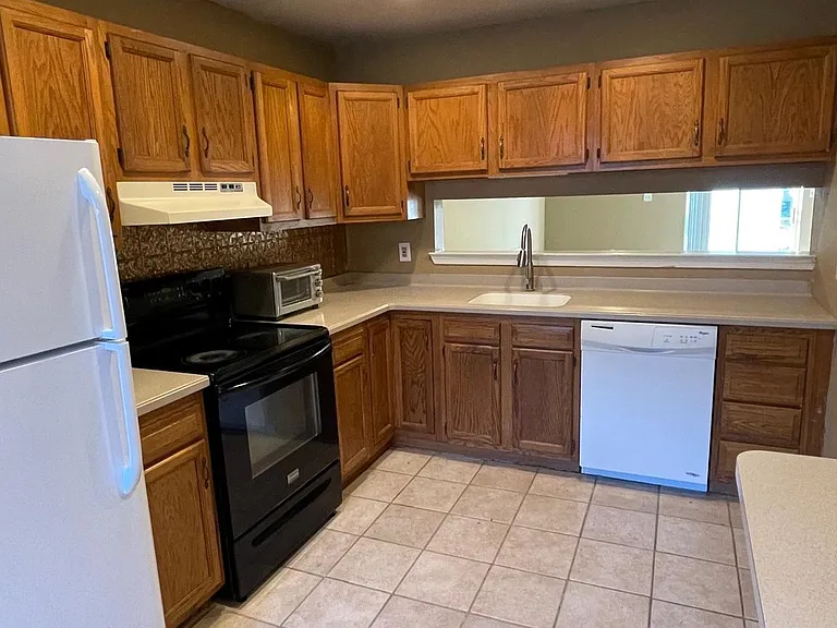 19 Beaver Run Dr — Photo 3