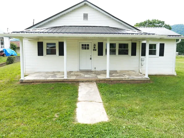 327 Walnut St, Gate City, VA 24251