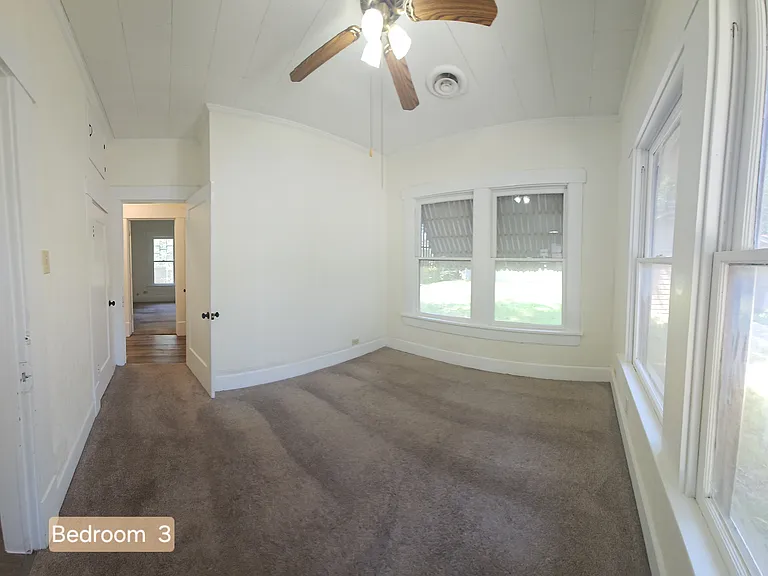 304 S Douglas Ave — Photo 12