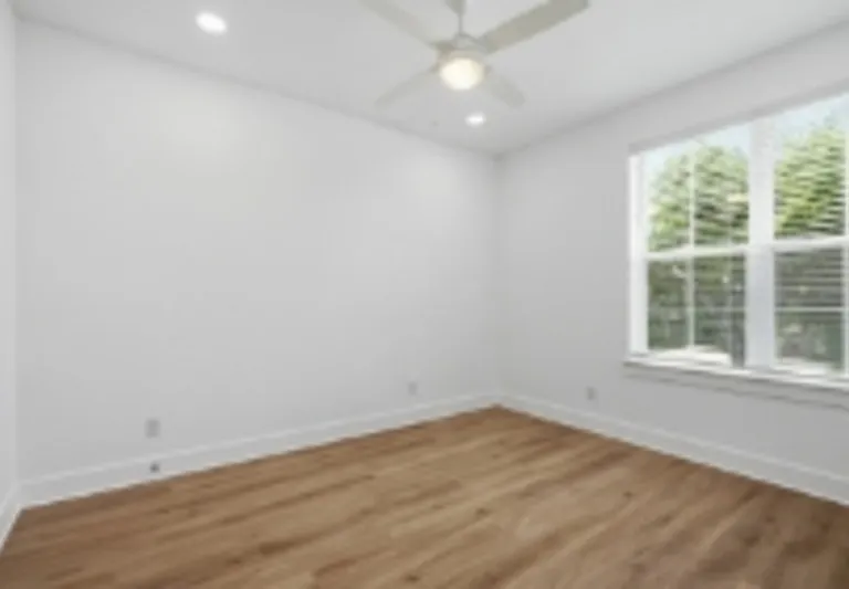 3323 S University Dr — Photo 17