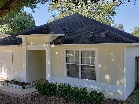2nd image of 3260 NW 25th Ter