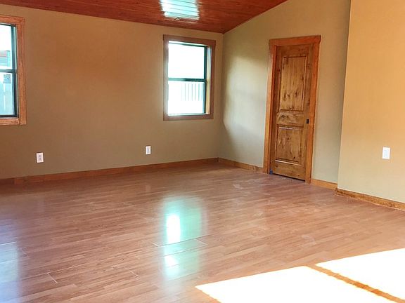 5th image of 507 Antler Dr