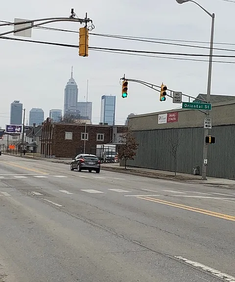 1413 East Washington Street — Photo 12