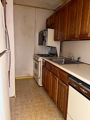 Sold by Top Nest Inc. | media 3