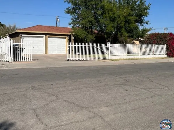 817 E 6th St, Calexico, CA 92231