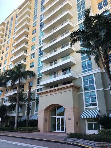1st image of 625 Casa Loma Blvd Unit 707