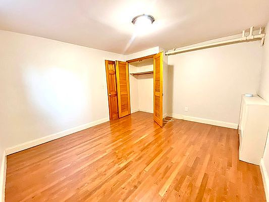 4th image of 33-42 28th St #1