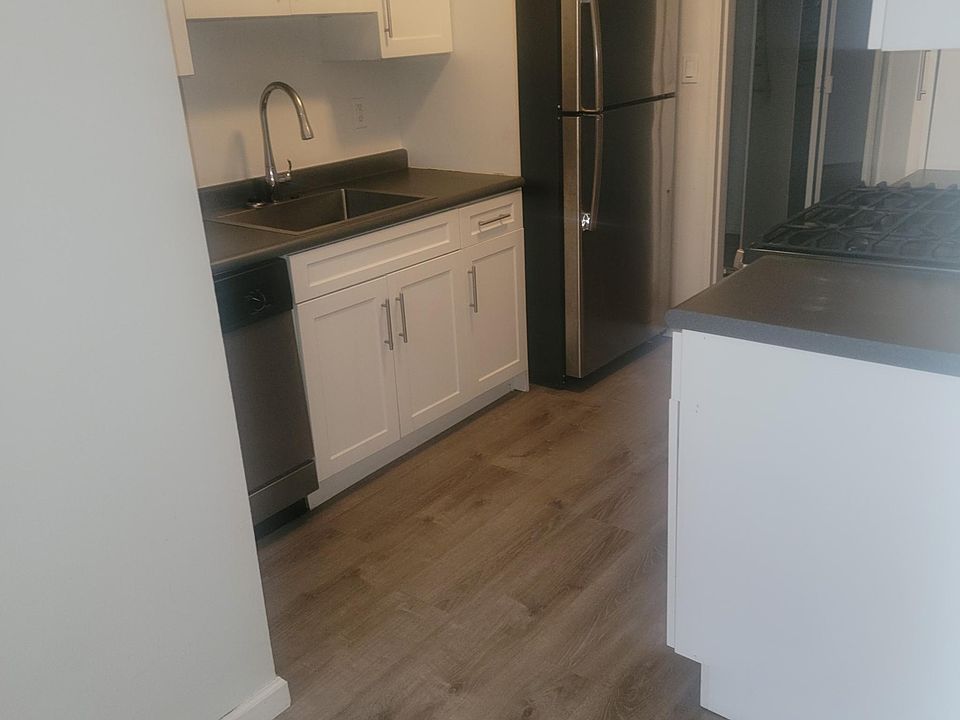 1st image of 25 Franklin Blvd APT 3B