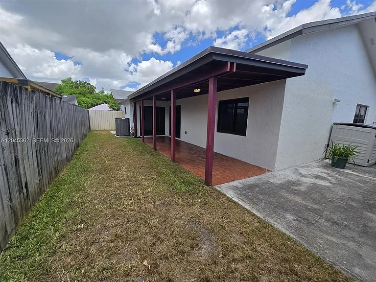 740 SW 99th Court Cir S — Photo 29