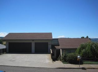 2111 Claudia Ln, The Dalles, OR 97058
